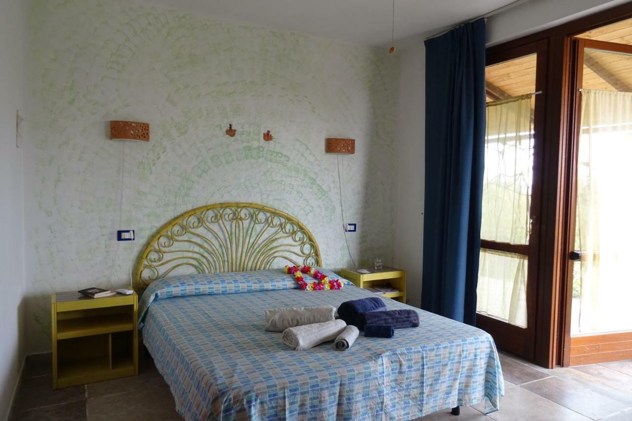 B&B Casa Per Ferie Villaggiocarovana Castiadas Kültér fotó