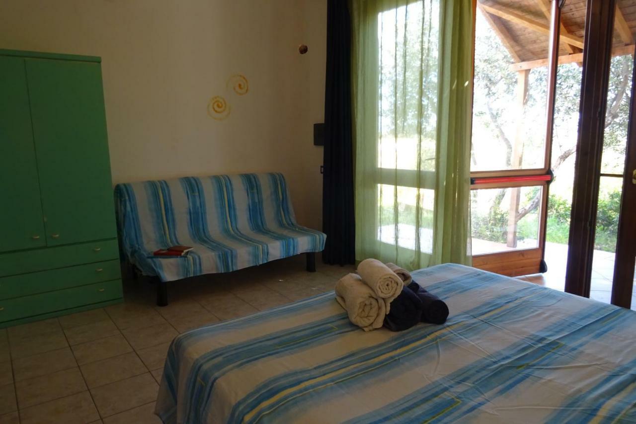 B&B Casa Per Ferie Villaggiocarovana Castiadas Kültér fotó